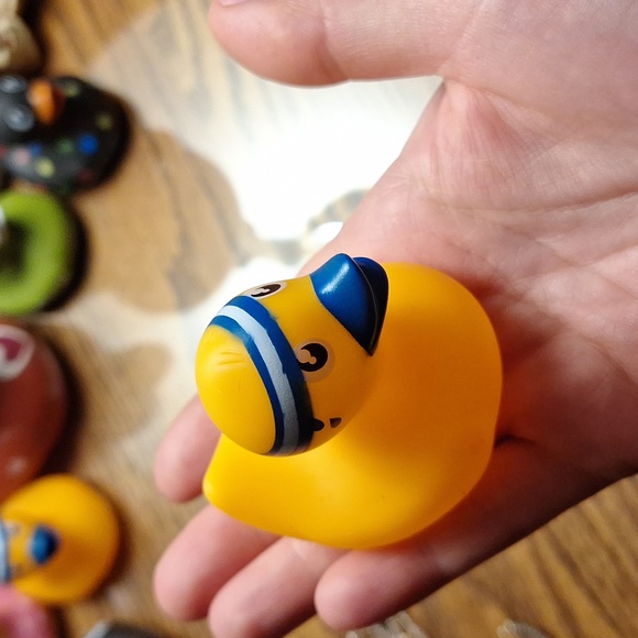Workout Rubber Duckie - Picture 6 of 6